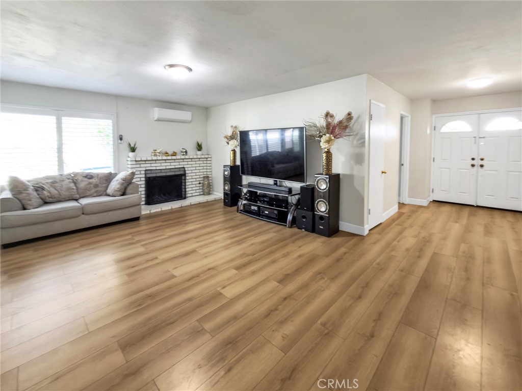 10262 Mandalay Court Riverside, CA 92503 - Photo 9 of 29