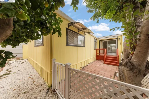 $195,000 | 3263 Vineyard Avenue, Unit 44, Pleasanton, CA 94566