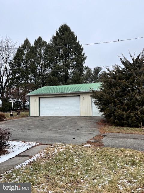 1857 Westside Lane Spring Grove, PA 17362 - Photo 24 of 35 a view of a yard with large trees