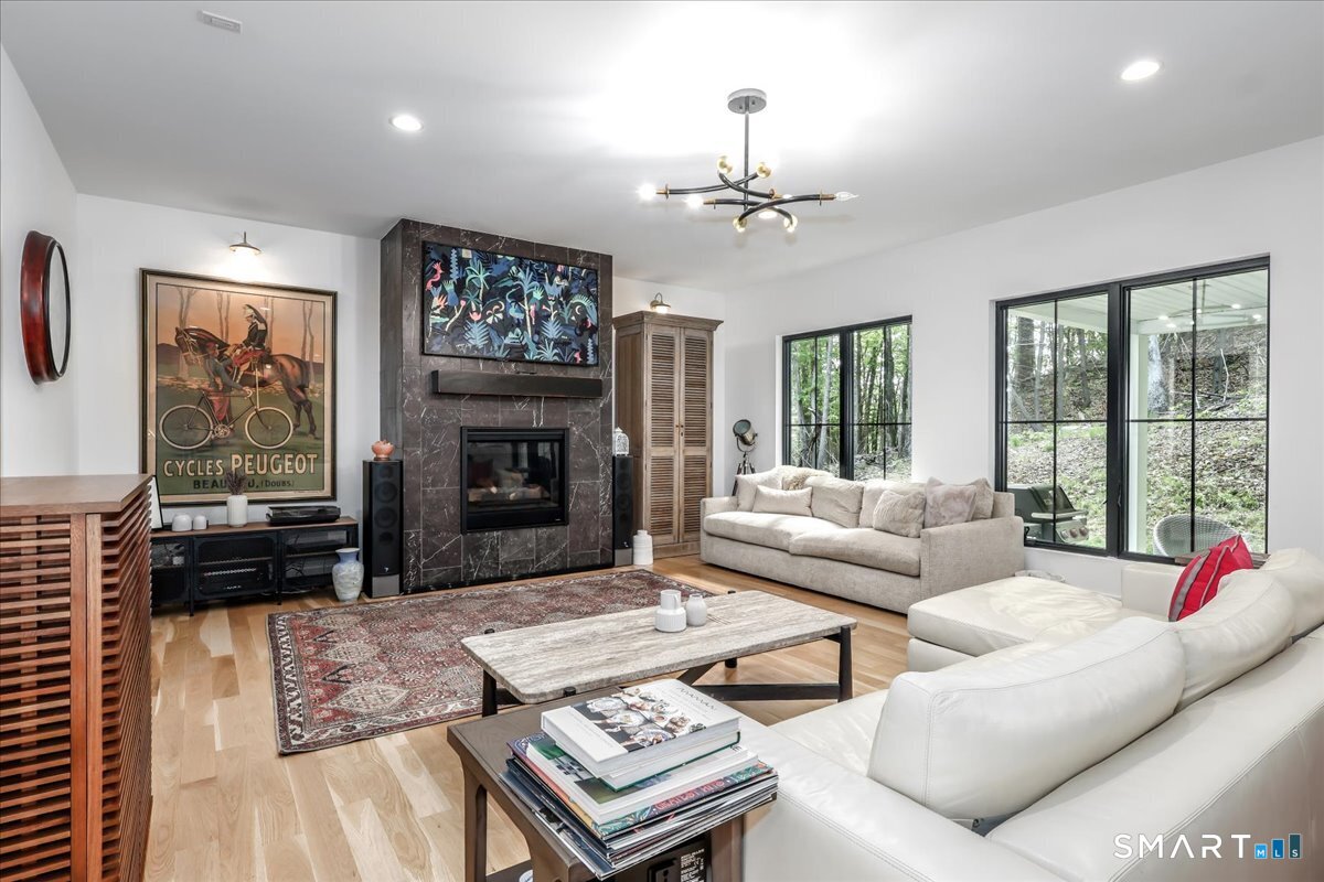 38 Hickory Lane Ridgefield, CT 06877 - Photo 14 of 37