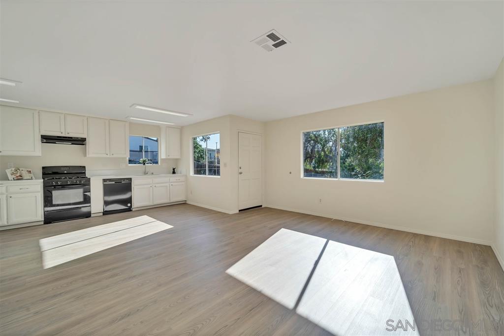 9115-9117 Valencia Street Spring Valley, CA 91977 - Photo 3 of 24