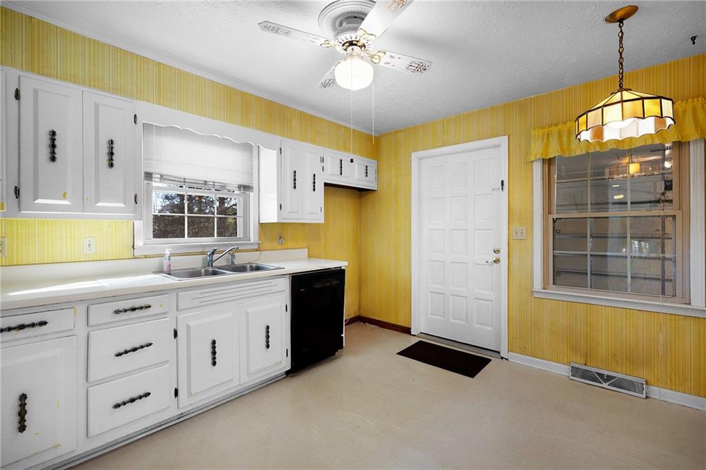 115 Windsor Drive Calhoun, GA 30701 - Photo 16 of 48