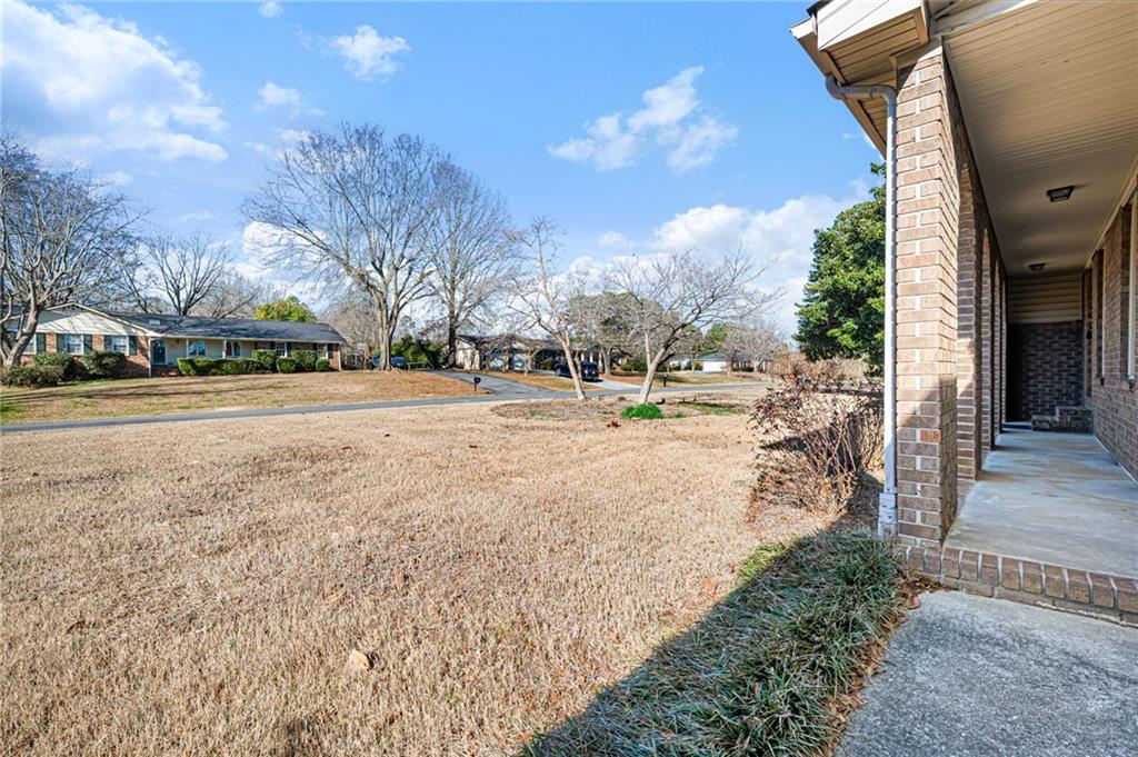 115 Windsor Drive Calhoun, GA 30701 - Photo 6 of 48