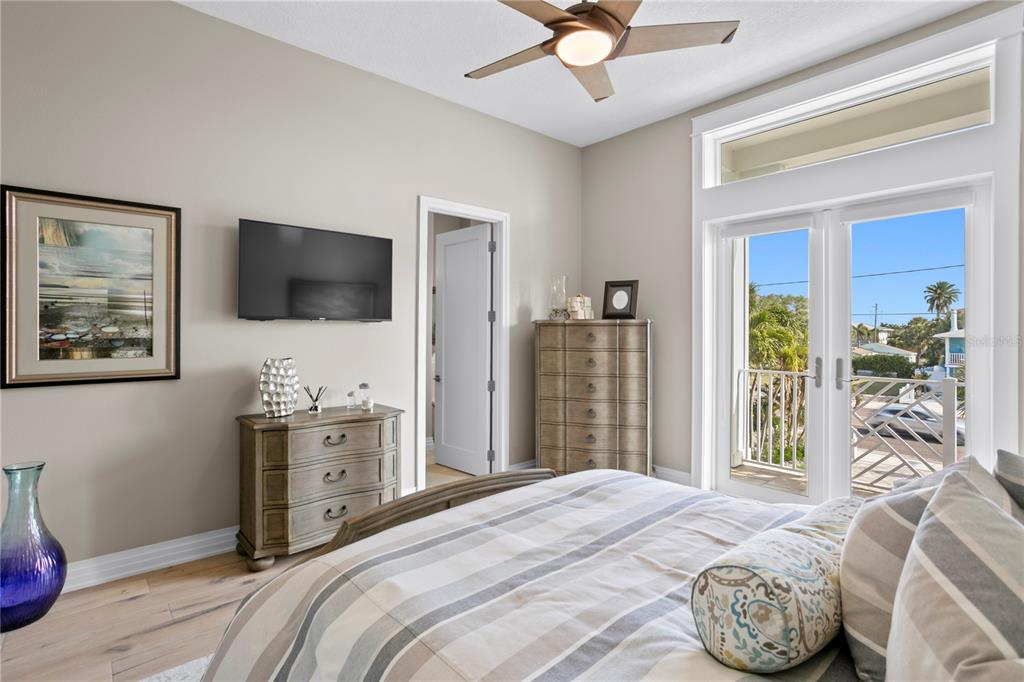 15612 Gulf Boulevard Redington Beach, FL 33708 - Photo 45 of 92