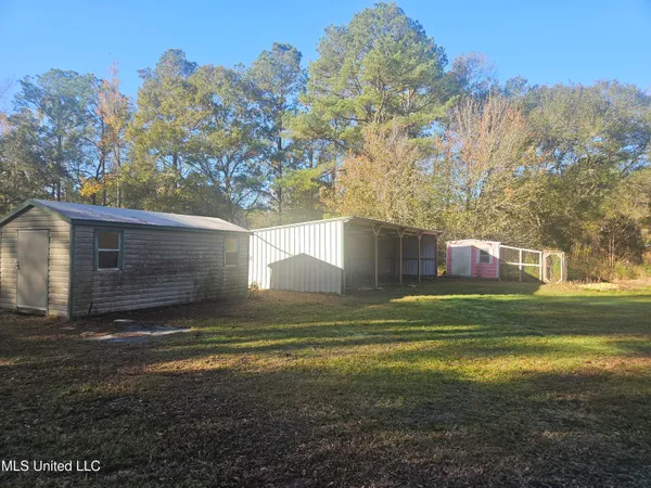 $180,000 | 17209 Red Top Lane, Moss Point, MS 39562