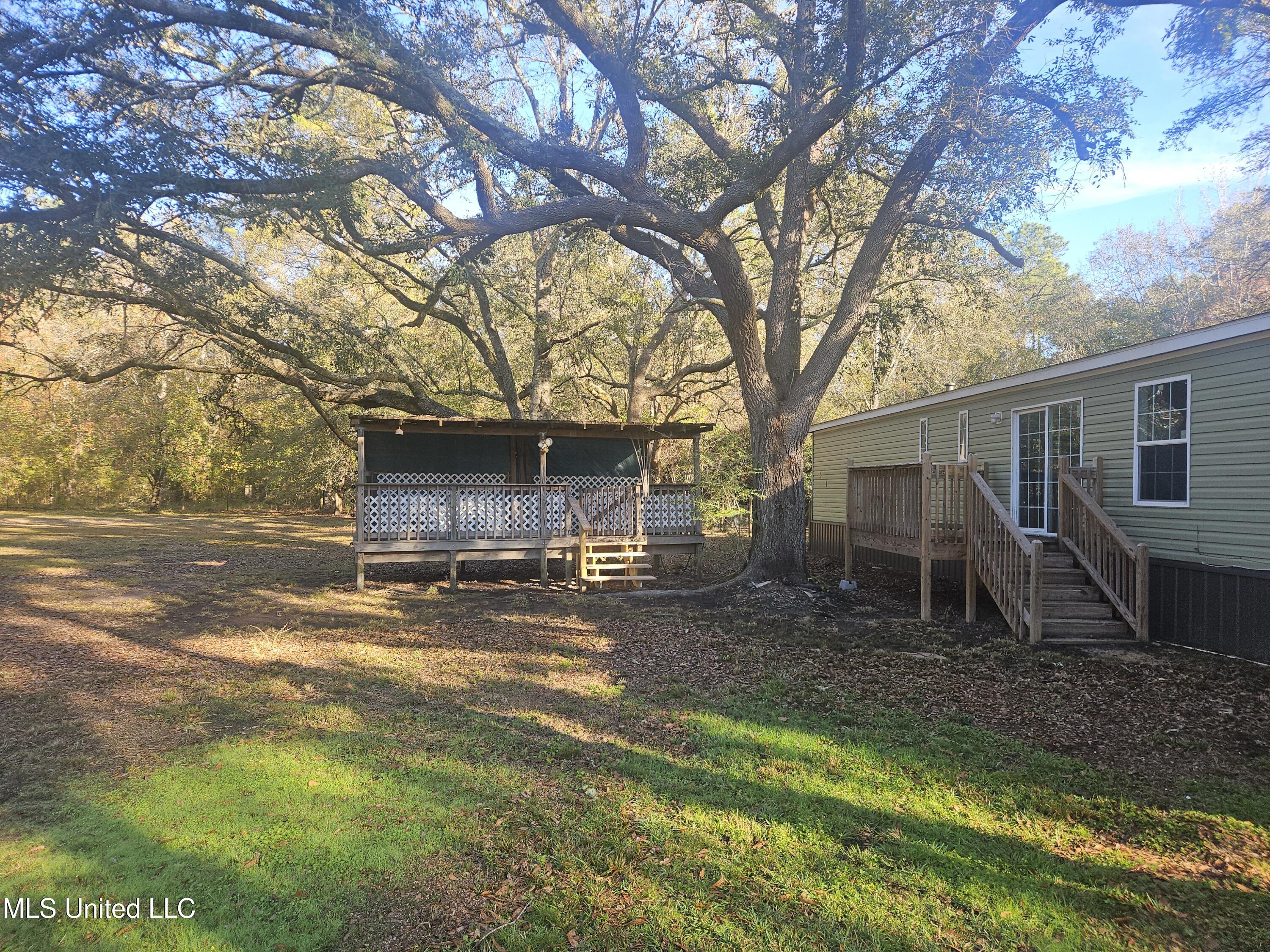 17209 Red Top Lane Moss Point, MS 39562 - Photo 16 of 17 16