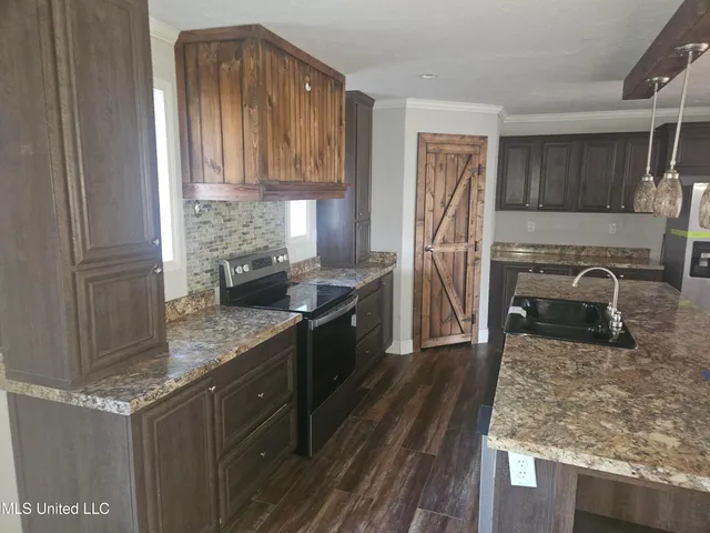 $180,000 | 17209 Red Top Lane, Moss Point, MS 39562