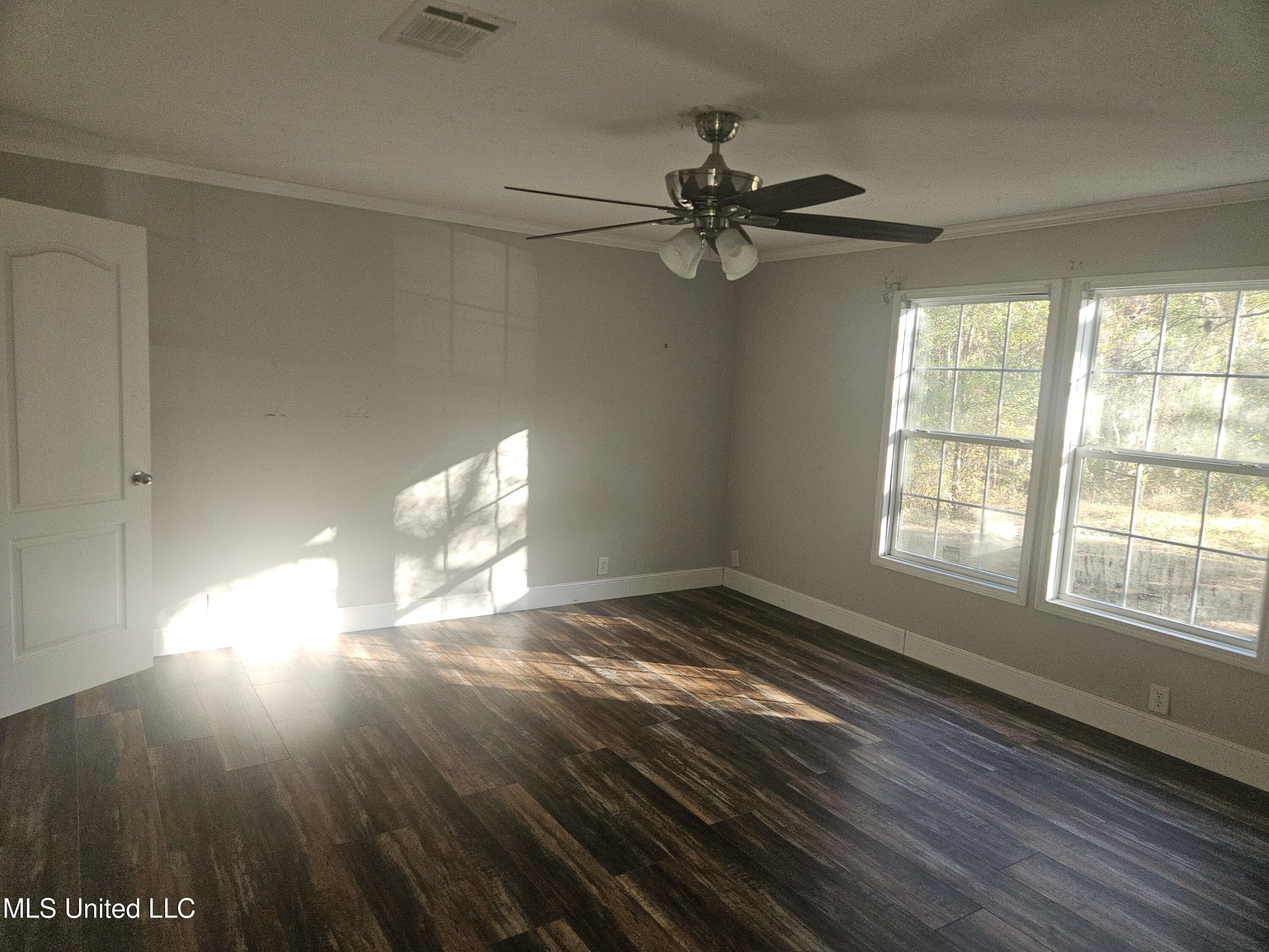 17209 Red Top Lane Moss Point, MS 39562 - Photo 6 of 17 6