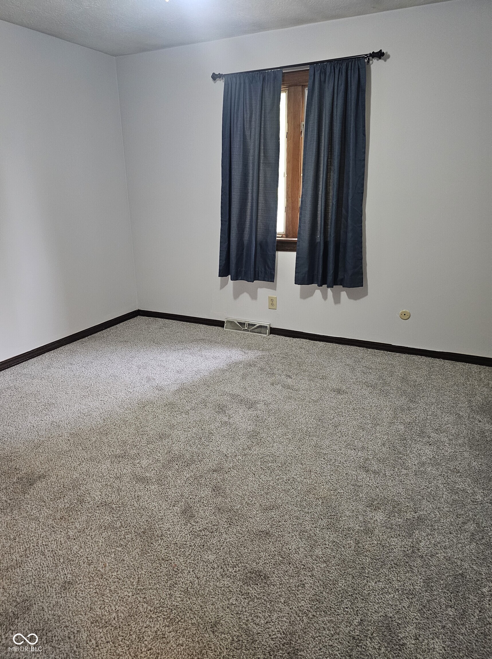 509 West Banta Road Indianapolis, IN 46217 - Photo 20 of 41 Gallery Image 20