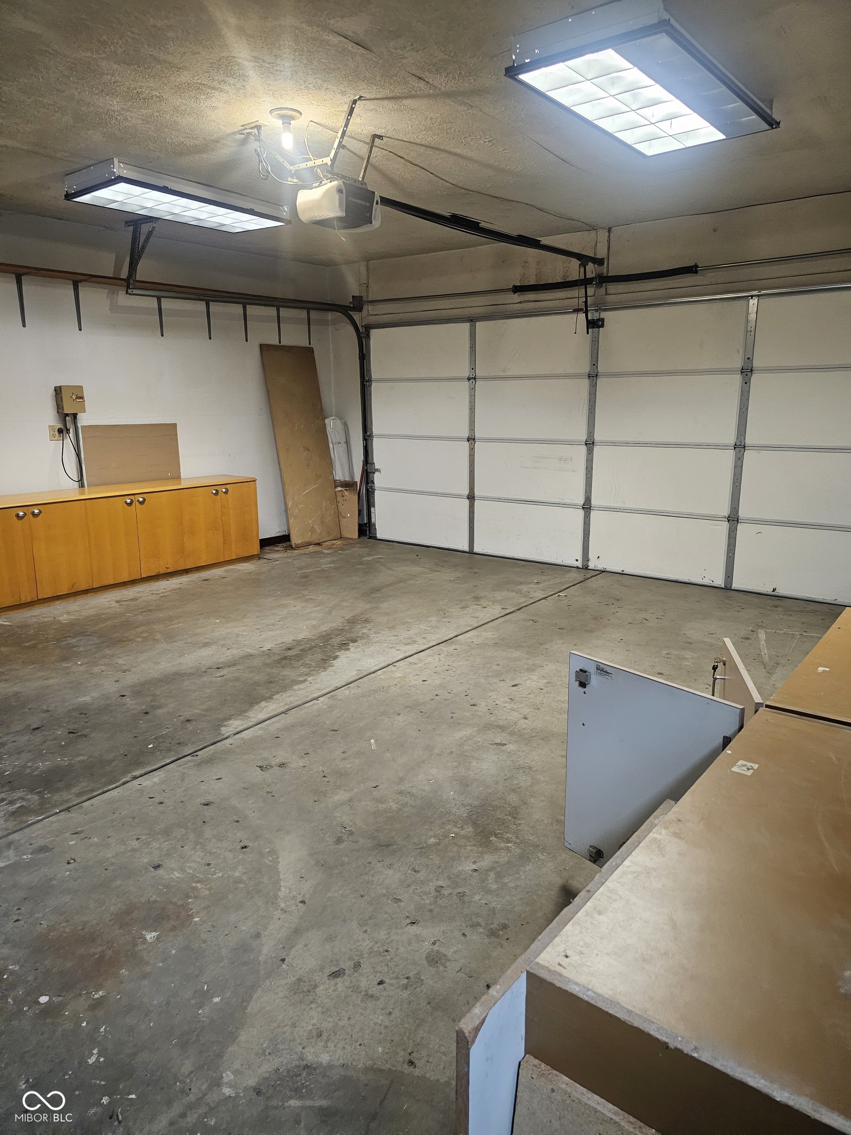 509 West Banta Road Indianapolis, IN 46217 - Photo 38 of 41 Gallery Image 38
