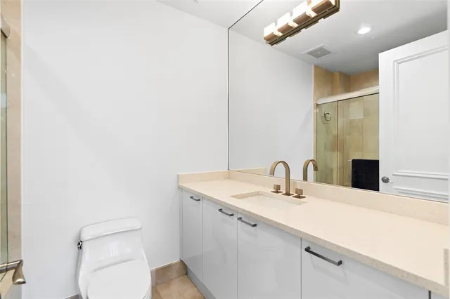 $2,340,000 | 701 Southeast 21st Avenue, Unit 109, Deerfield Beach, FL 33441