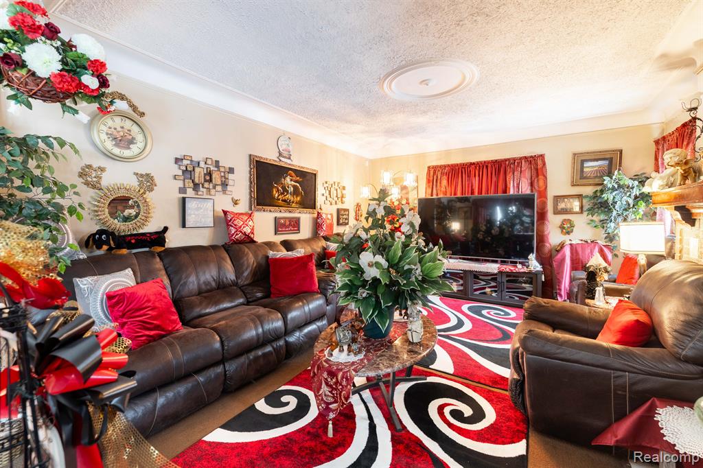 4876 Audubon Road Detroit, MI 48224 - Photo 5 of 26 Gallery Image 5