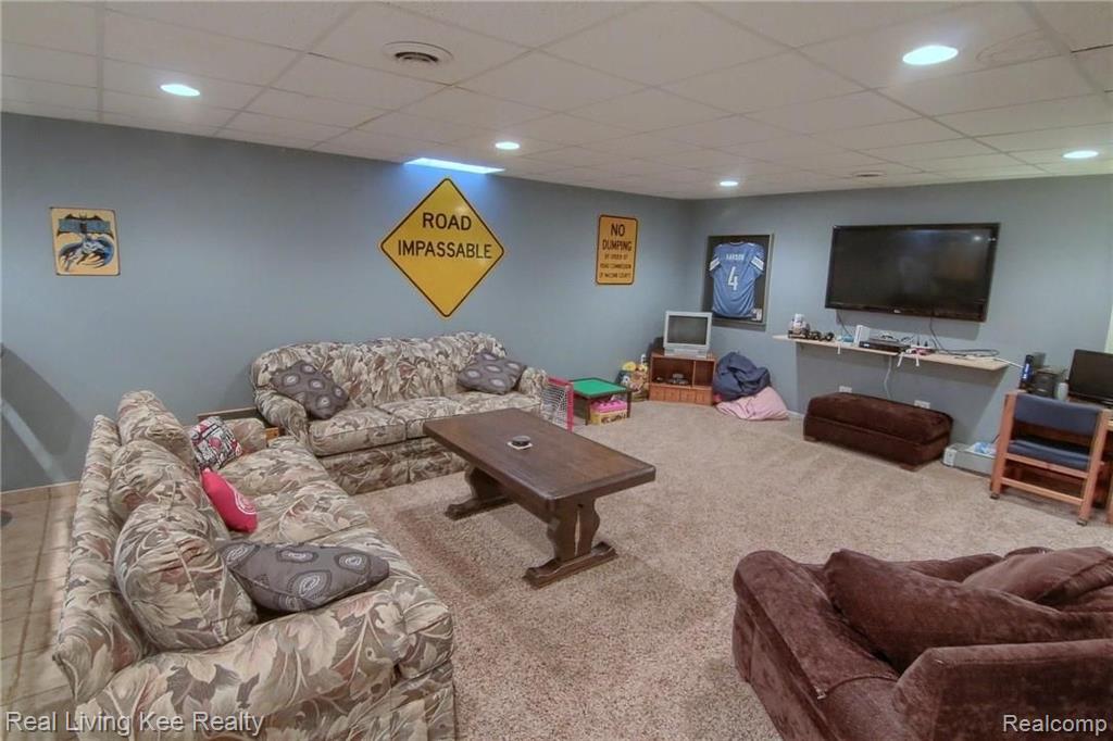 2317 Culbertson Avenue Rochester, MI 48307 - Photo 23 of 32
