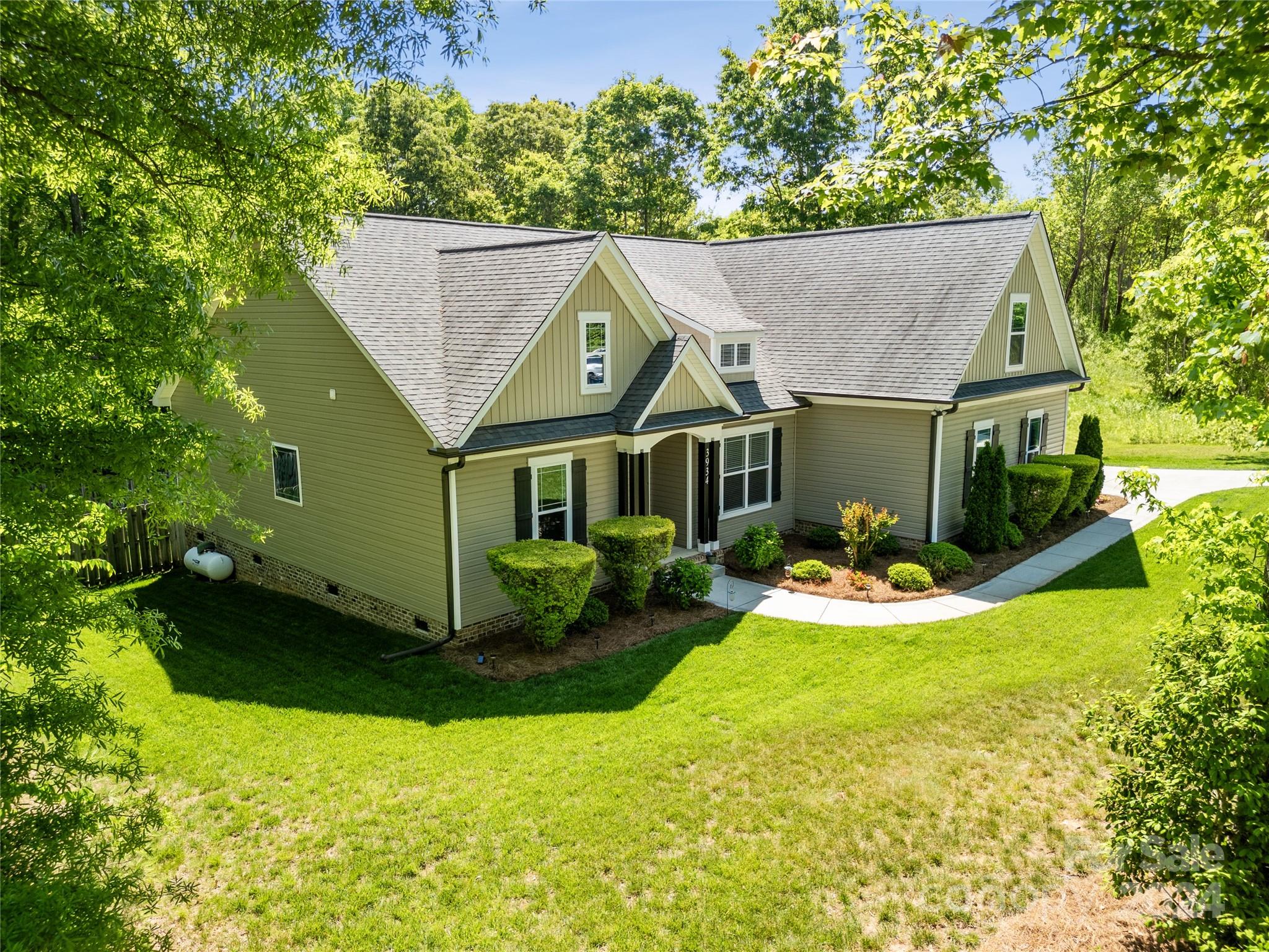 3934 McGee Point Road Terrell, NC 28682 - Photo 4 of 32 Gallery Image 4
