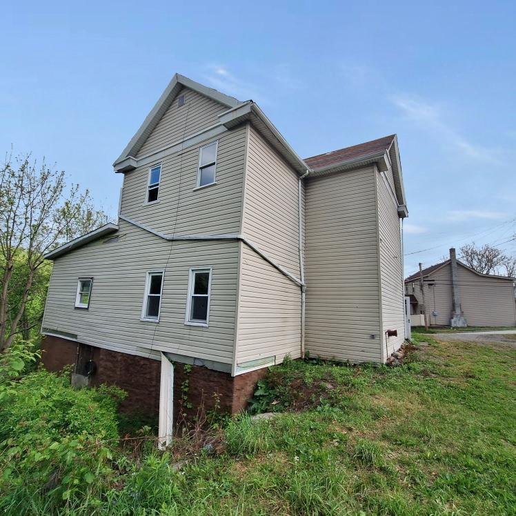 259 Dawson Road Dickerson Run, PA 15430 - Photo 3 of 18 Gallery Image 3