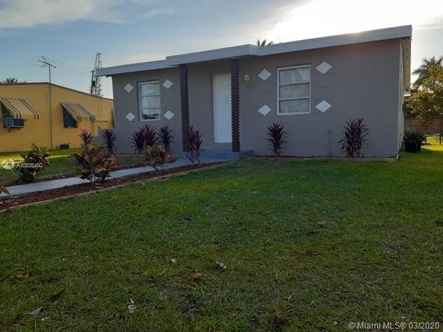 522 Roberts Road Homestead, FL 33030 - Photo 3 of 17 Gallery Image 3