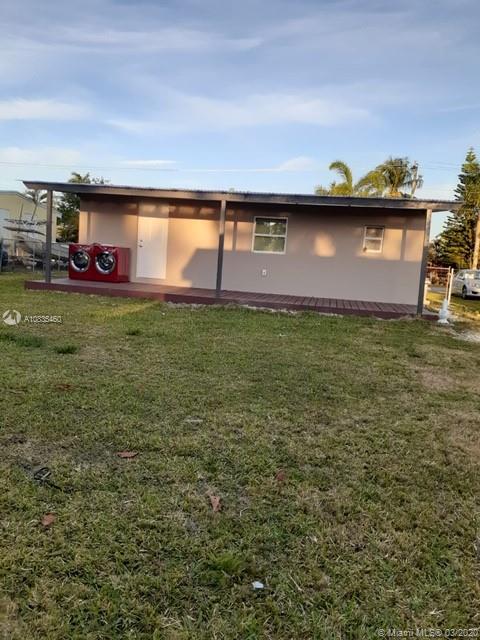 522 Roberts Road Homestead, FL 33030 - Photo 6 of 17 Gallery Image 6