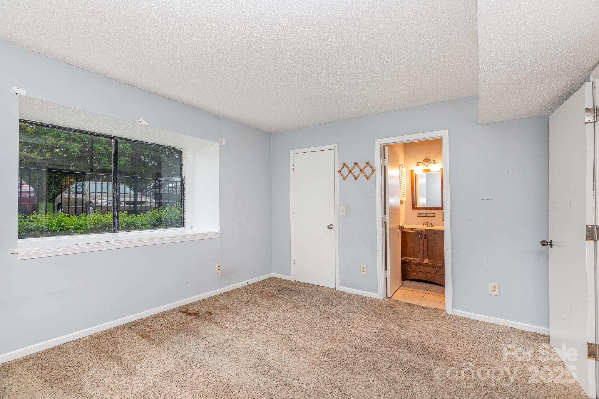 10967 Harrowfield Road Charlotte, NC 28226 - Photo 14 of 31 Gallery Image 14