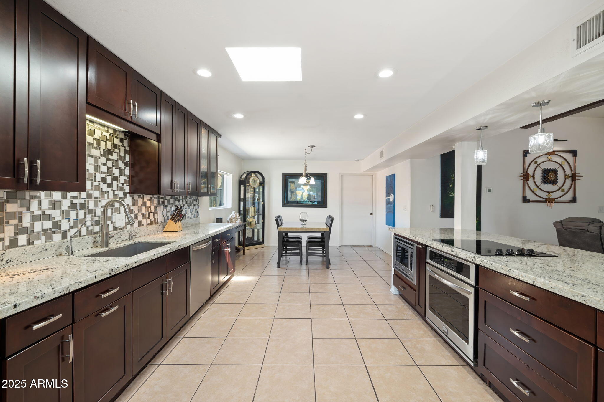 5347 North 2nd Drive Phoenix, AZ 85013 - Photo 14 of 40 14-web-or-mls-DSC_3014