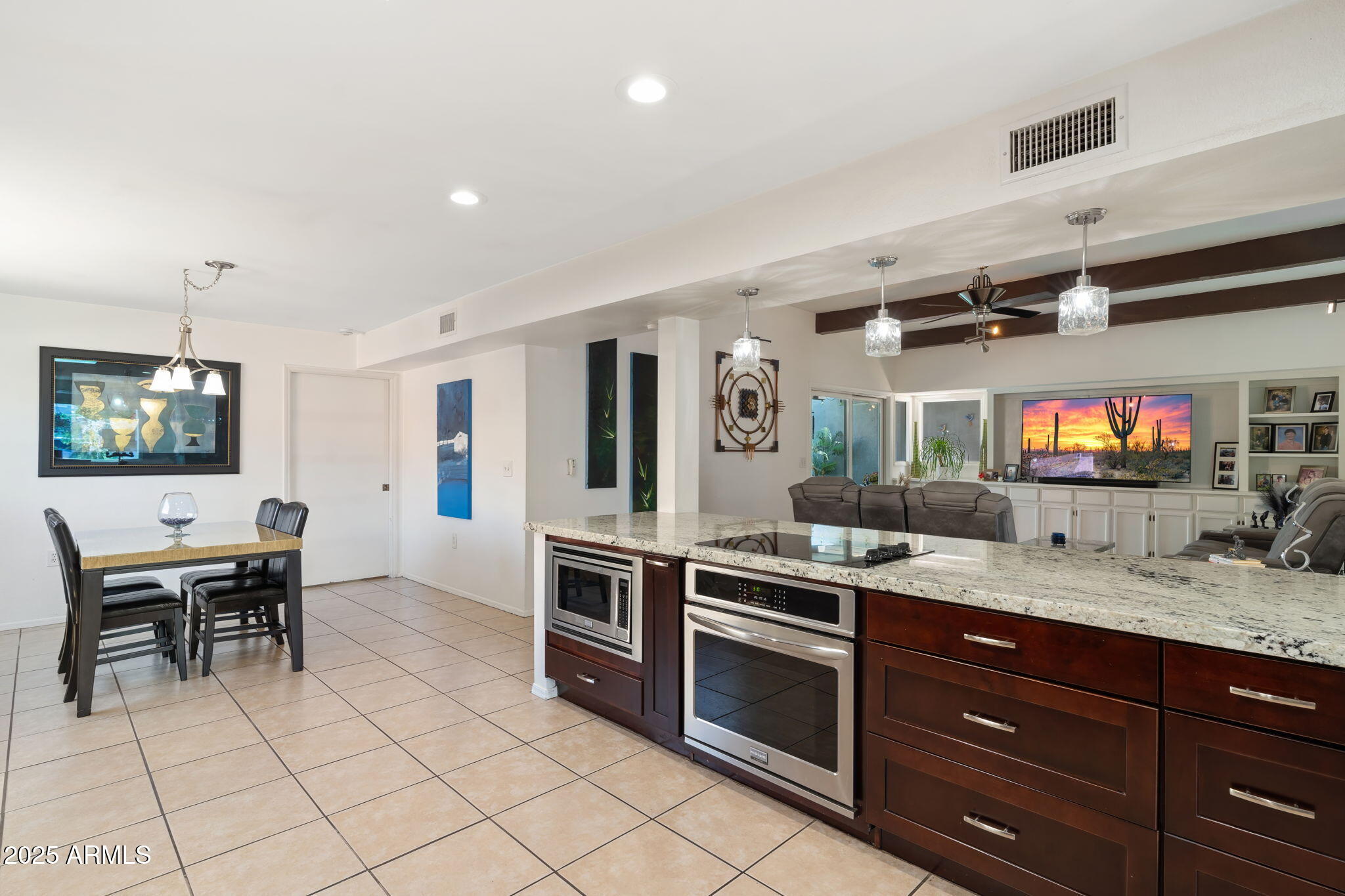 5347 North 2nd Drive Phoenix, AZ 85013 - Photo 15 of 40 15-web-or-mls-DSC_3015