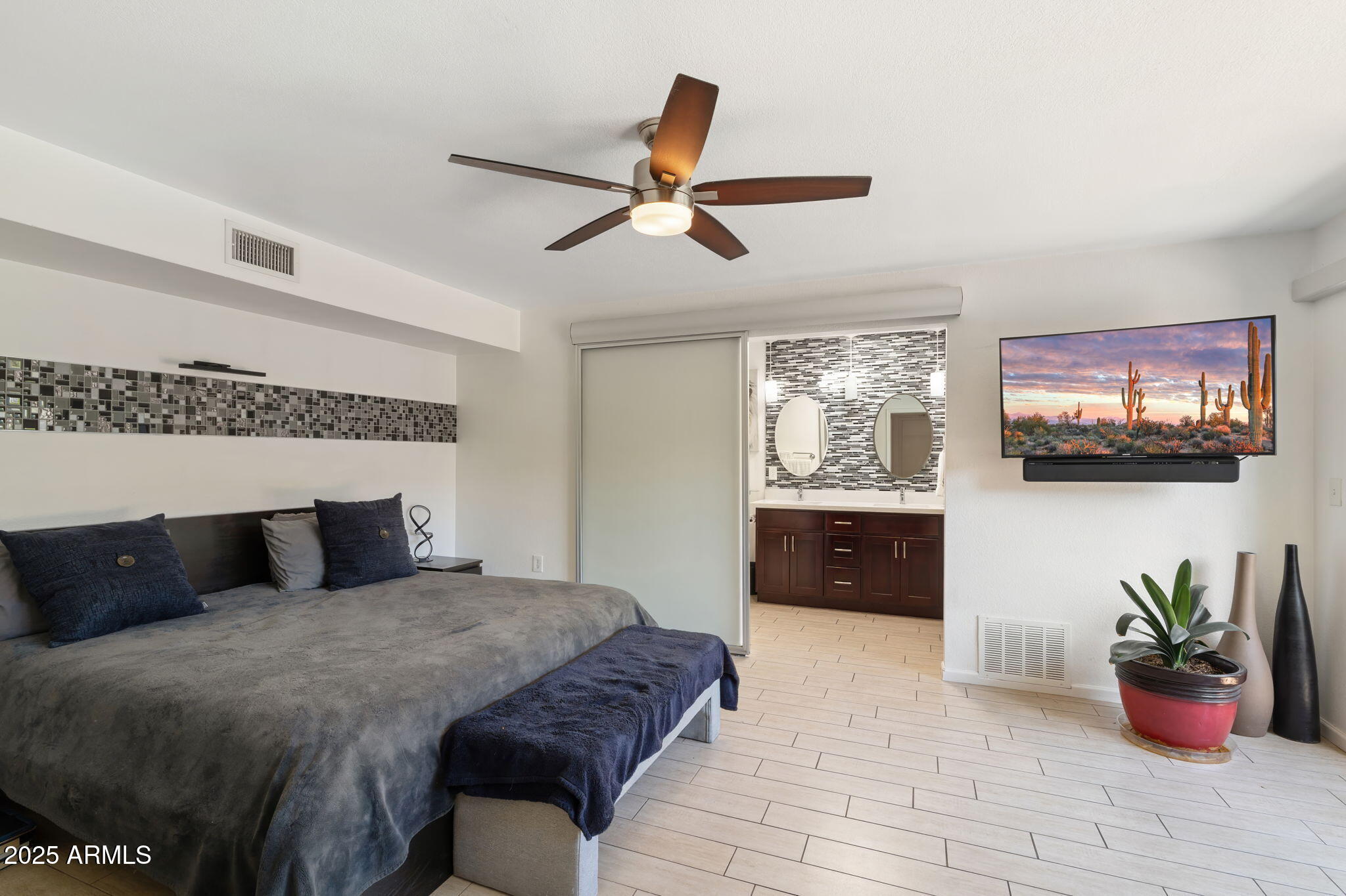 5347 North 2nd Drive Phoenix, AZ 85013 - Photo 25 of 40 25-web-or-mls-DSC_3025