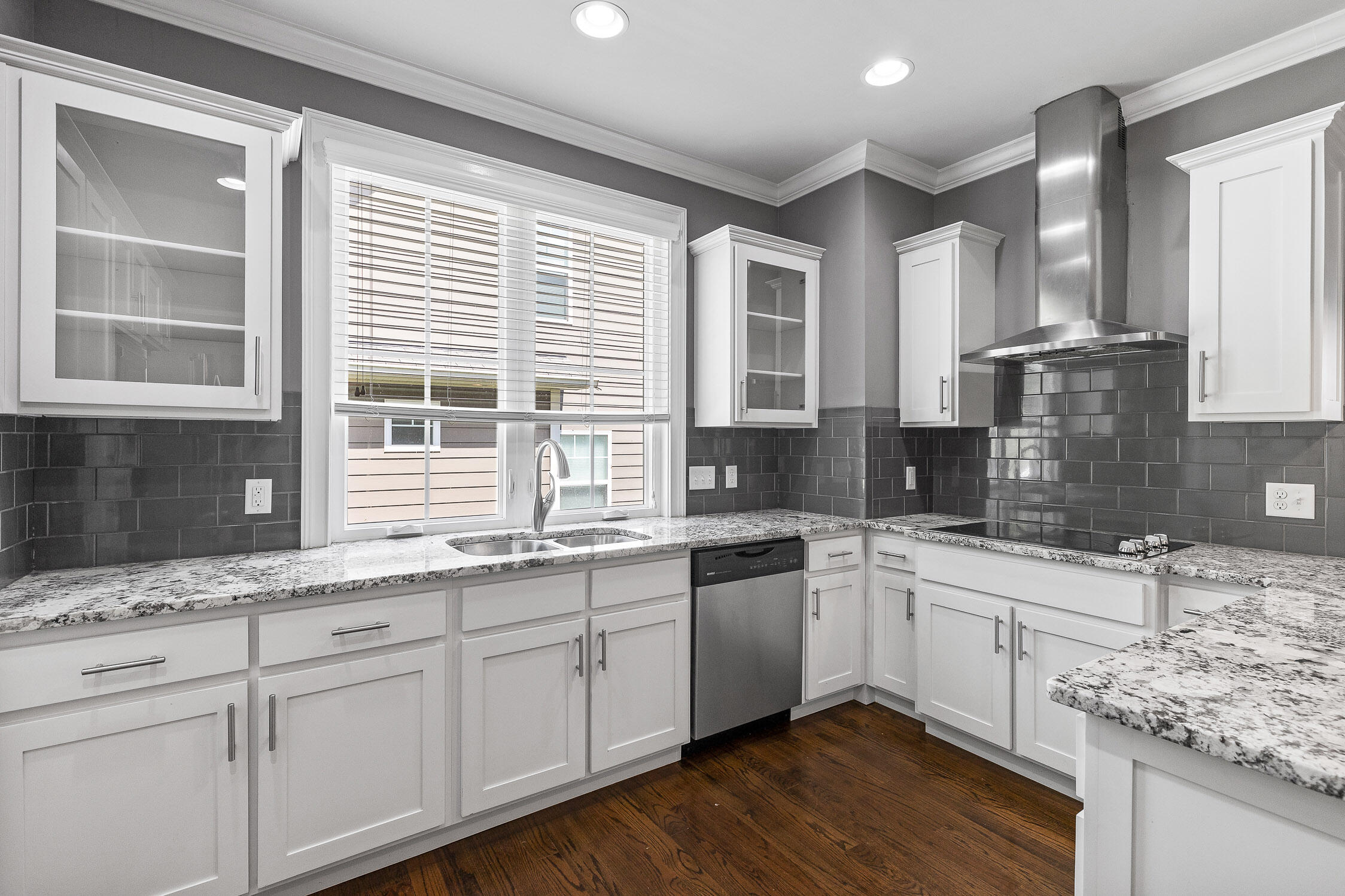 161 Riverside Avenue Chattanooga, TN 37405 - Photo 13 of 36 Riverside-27