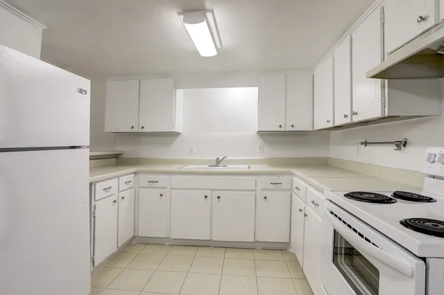 $1,295 | 1624 Marshall Street, Unit 5, Houston, TX 77006