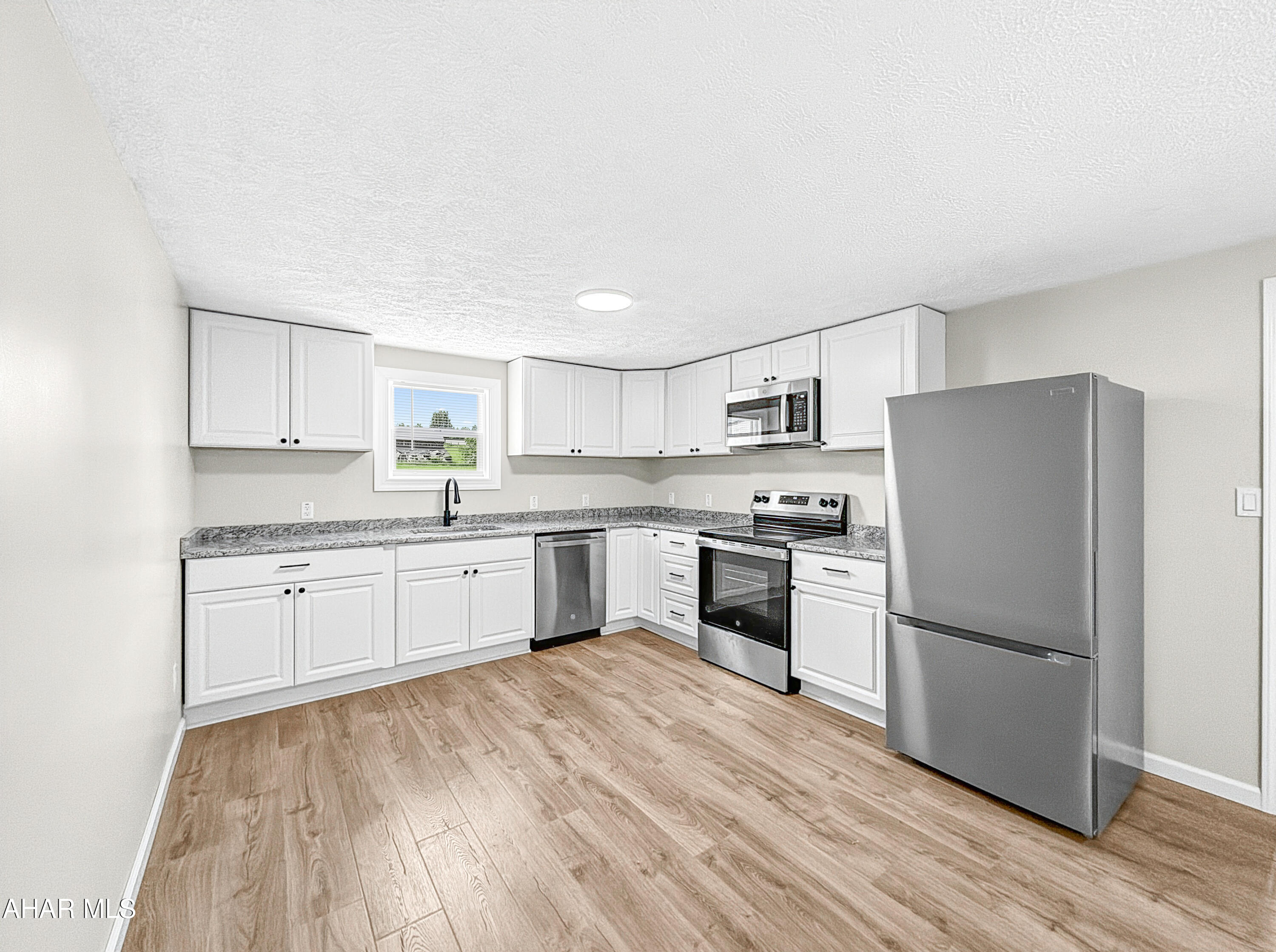 144 Strong Road Strongstown, PA 15957 - Photo 15 of 39