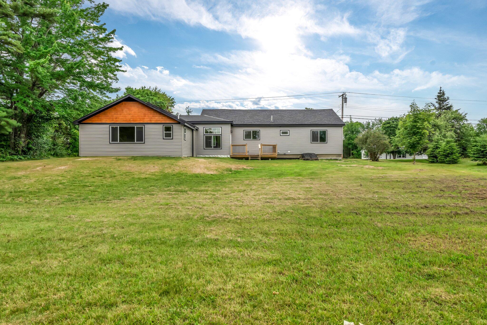 985 Main Road Eddington, ME 04428 - Photo 31 of 44 25-web-or-mls-985-main-rd