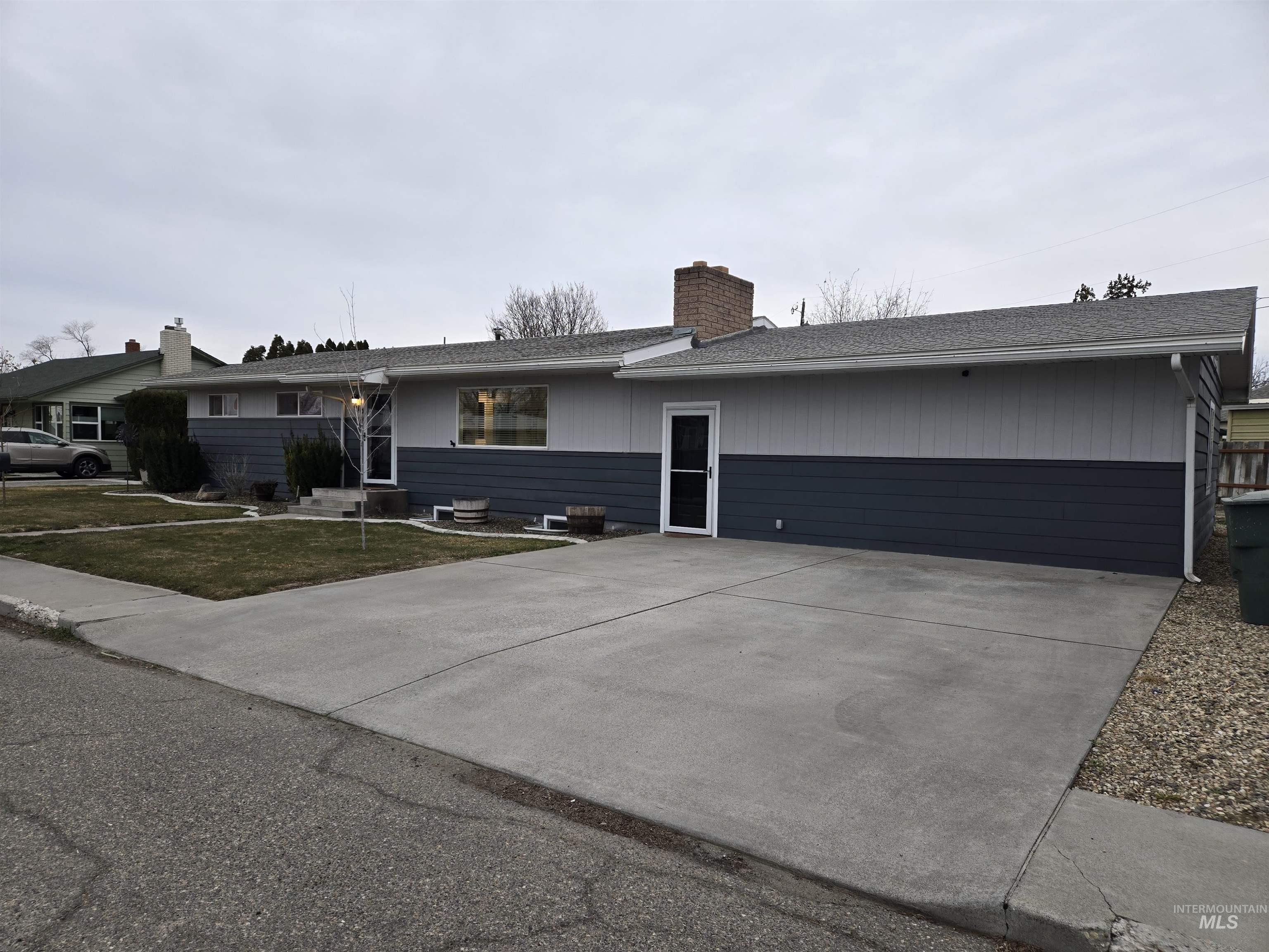 813 Reece Avenue Nyssa, OR 97913 - Photo 1 of 37