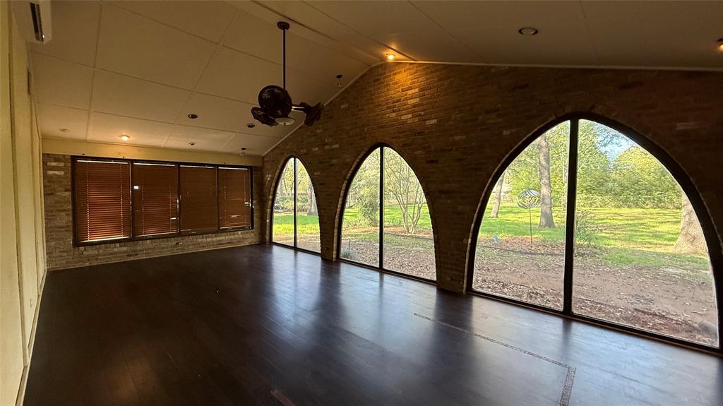 3309 Hollow Creek Road Arlington, TX 76001 - Photo 12 of 40