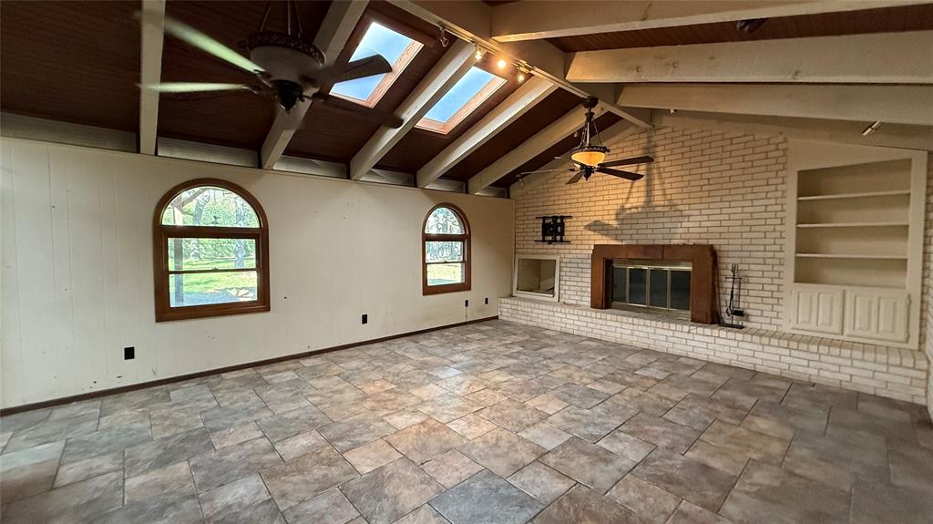 3309 Hollow Creek Road Arlington, TX 76001 - Photo 14 of 40