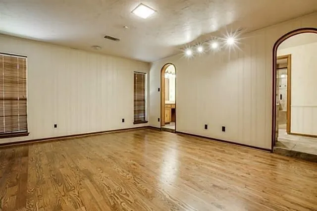 $3,499 | 3309 Hollow Creek Road, Arlington, TX 76001