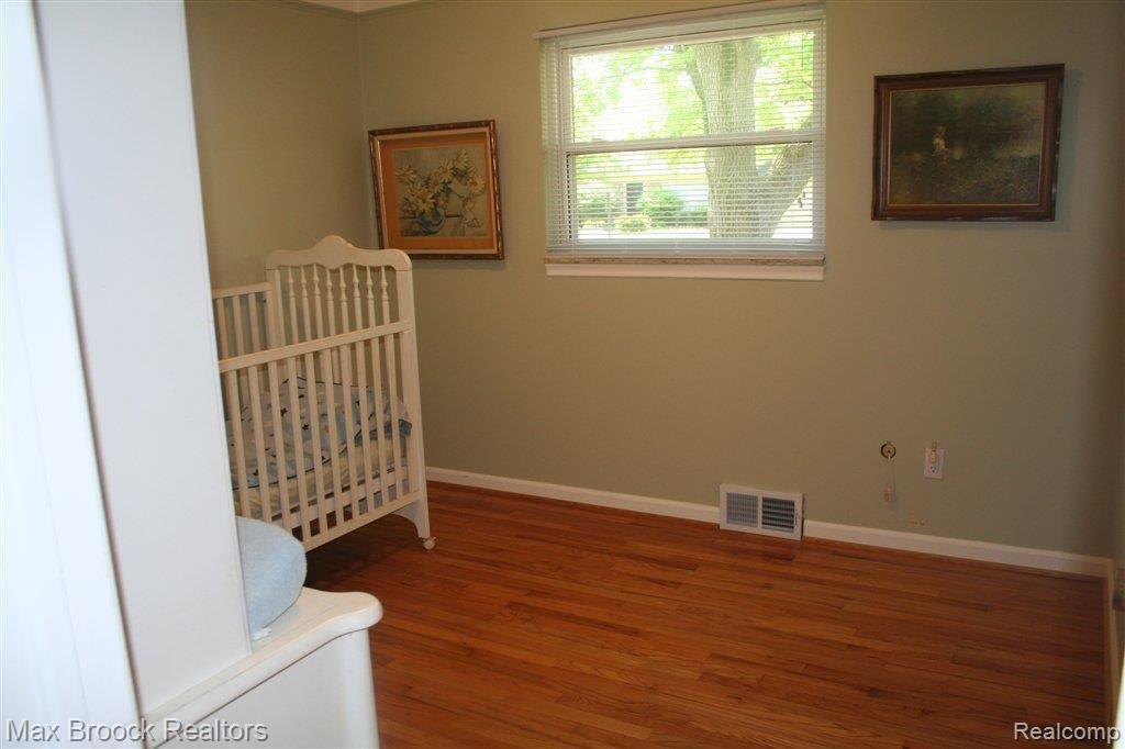 459 South Cranbrook Cross Road Bloomfield Hills, MI 48301 - Photo 7 of 14 Bedroom 2