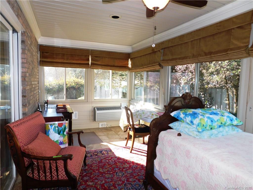 935 Kanuga Road Hendersonville, NC 28739 - Photo 11 of 25 Gallery Image 11