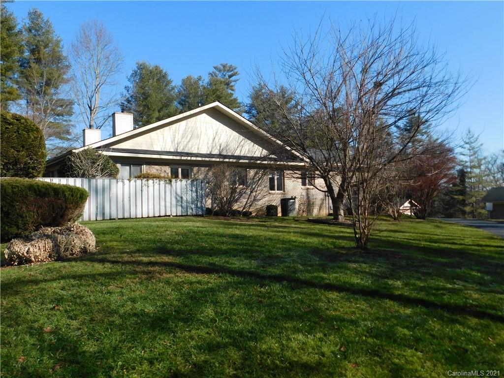 935 Kanuga Road Hendersonville, NC 28739 - Photo 23 of 25 Gallery Image 23