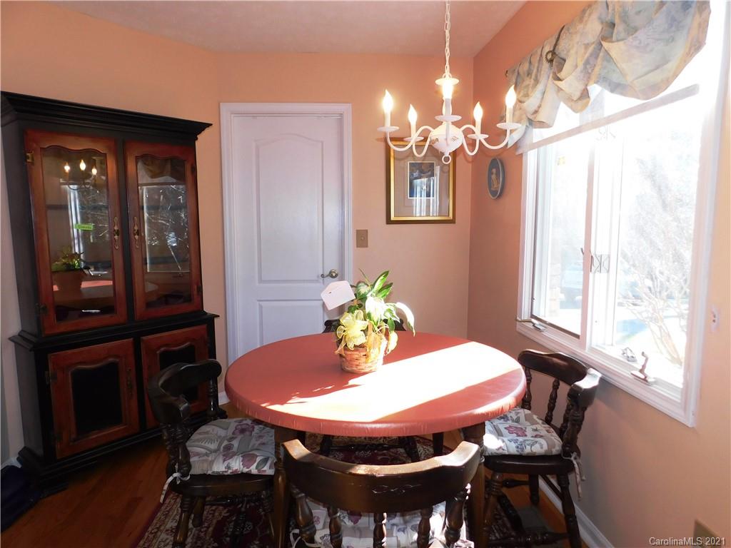 935 Kanuga Road Hendersonville, NC 28739 - Photo 9 of 25 Gallery Image 9