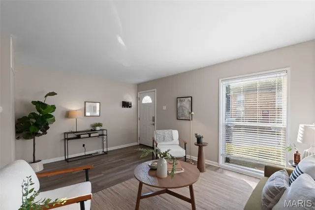 $189,000 | 1178 Rue La Chelle Walk, Unit 1178, Creve Coeur, MO 63141