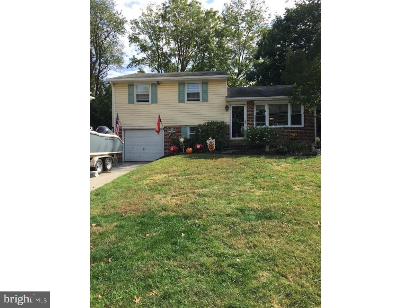 327 Summit Road Media, PA 19063 - Photo 9 of 16