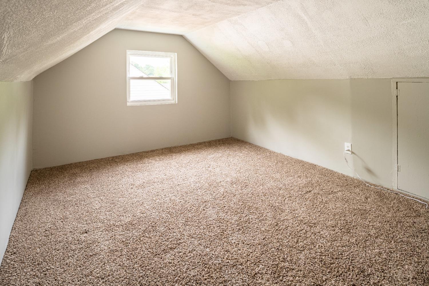 224 Ridgeway Road Cincinnati, OH 45216 - Photo 16 of 22