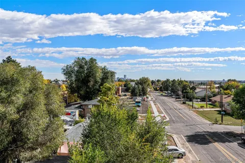 $599,999 | 1422 Pierce Street, Lakewood, CO 80214