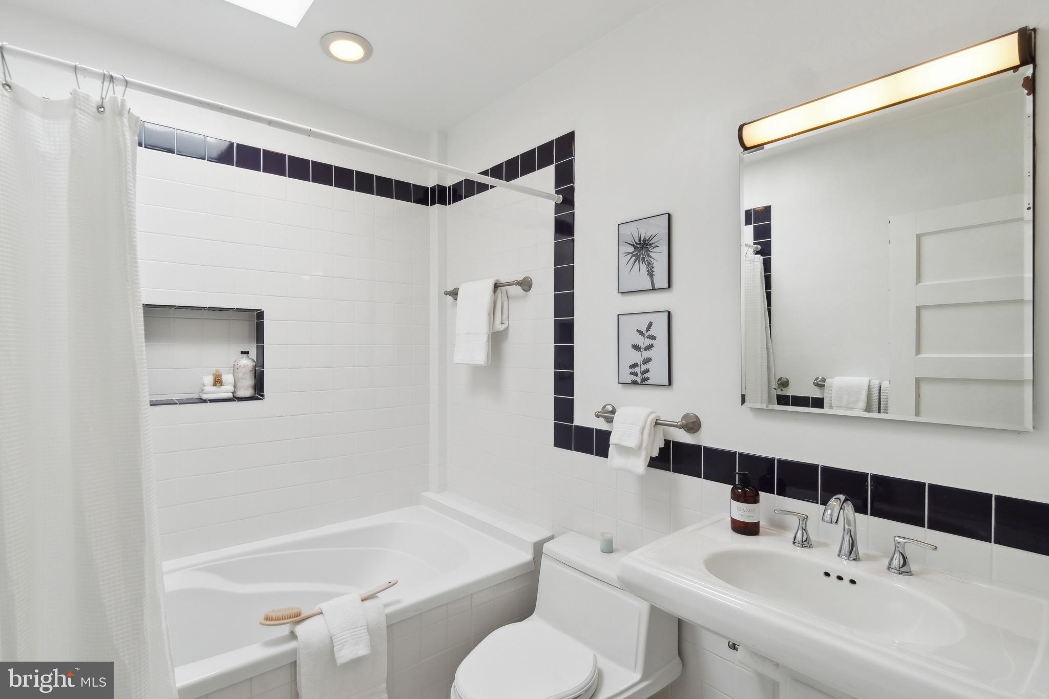 2434 Tunlaw Road Northwest Washington, DC 20007 - Photo 30 of 42