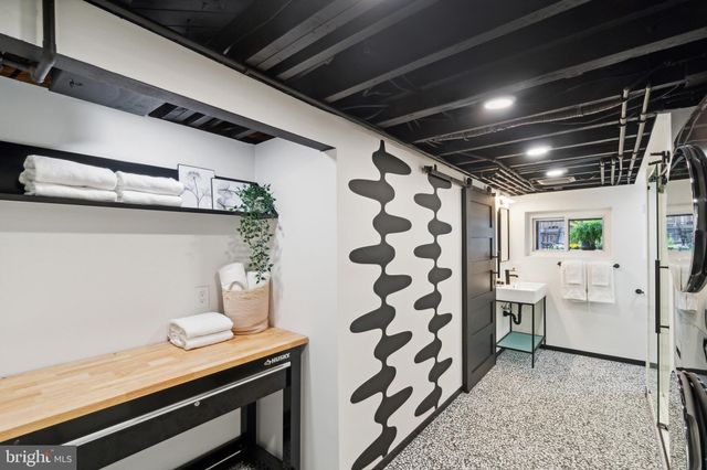 $1,319,500 | 2434 Tunlaw Road Northwest, Washington, DC 20007