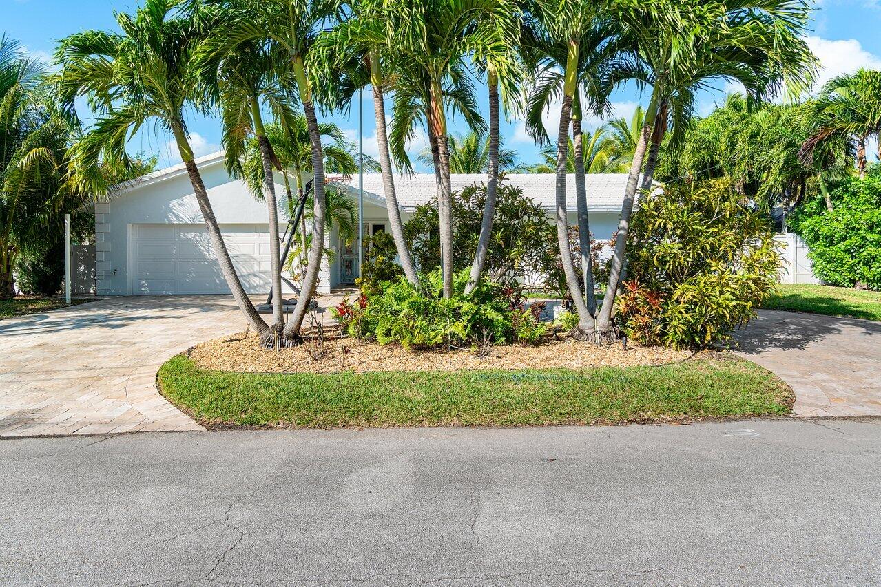 605 Northwest 10th Court Boca Raton, FL 33486 - Photo 3 of 30 Lake Floresta Updated