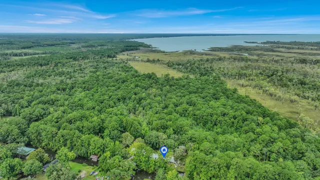 $339,000 | 870 Boonie Lane, Vernon, FL 32462