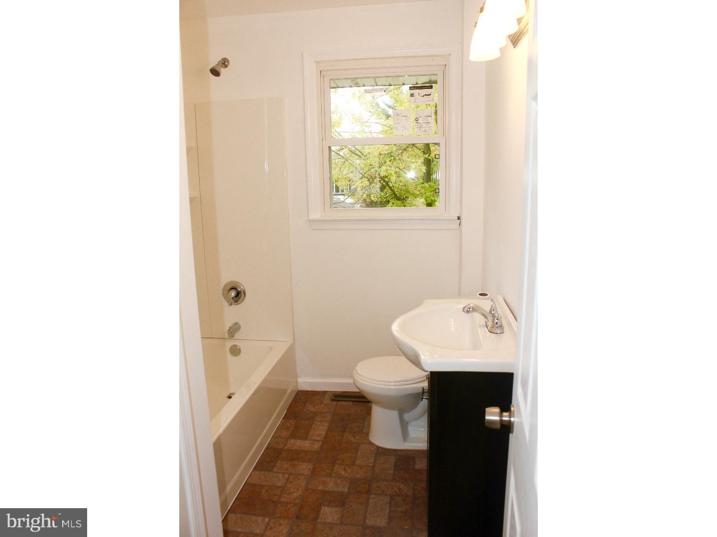 616 Hamilton Road Wenonah, NJ 08090 - Photo 12 of 24 Gallery Image 12