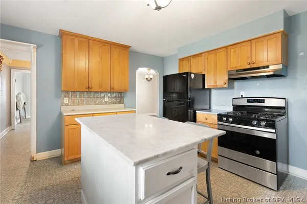 $205,000 | 2120 Gary Drive, New Albany, IN 47150