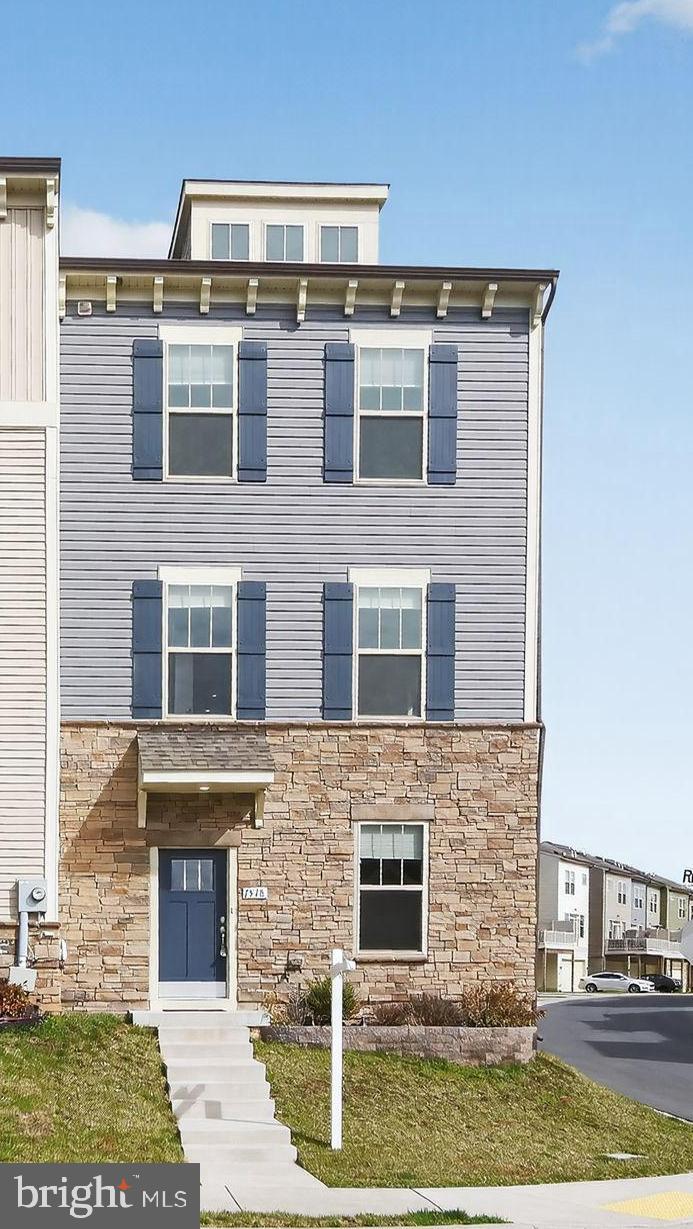 1518 Ricketts Road Frederick, MD 21702 - Photo 1 of 32 Gallery Image 1