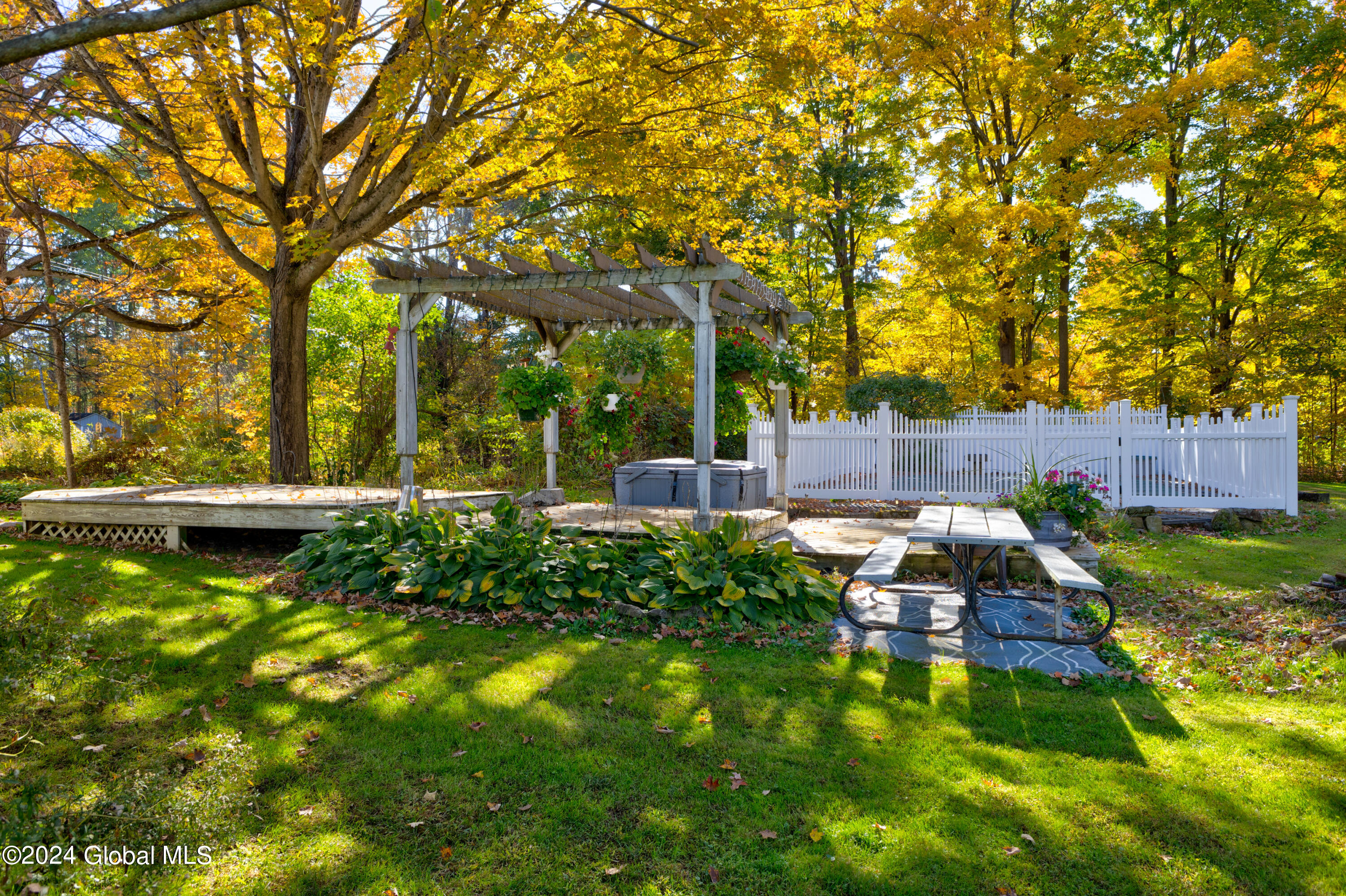 89 Middleline Road Ballston, NY 12020 - Photo 48 of 54 .