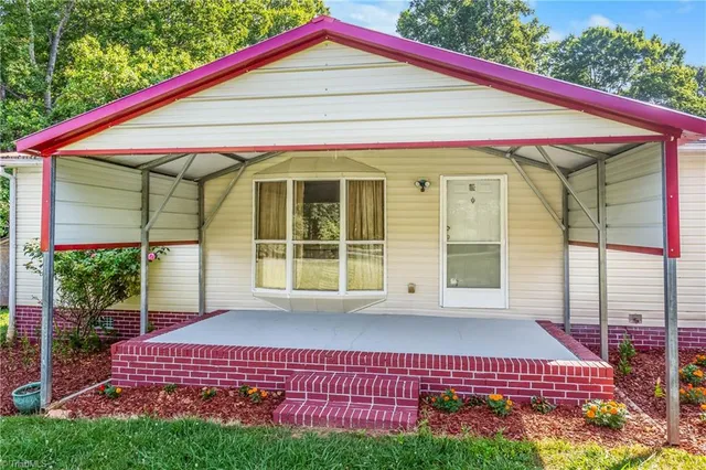 $199,900 | 155 Lakefield Road, Stokesdale, NC 27357